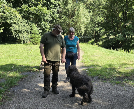 Reviergang durch die Parkanlagen des Gutshofes 