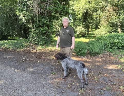Reviergang durch die Parkanlagen des Gutshofes 